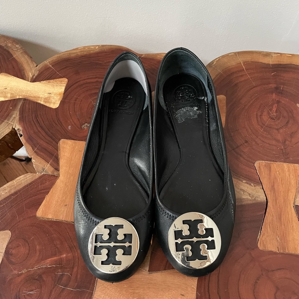 Tory Burch Ballet Flats Silver Logo Size 9